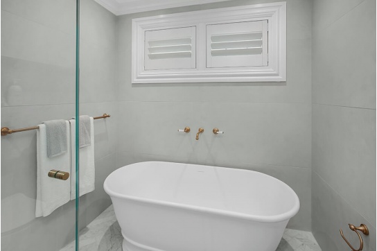 Cambridge 156 x 74 TitanCast Solid Surface Freestanding Bath - Satin Silk White
