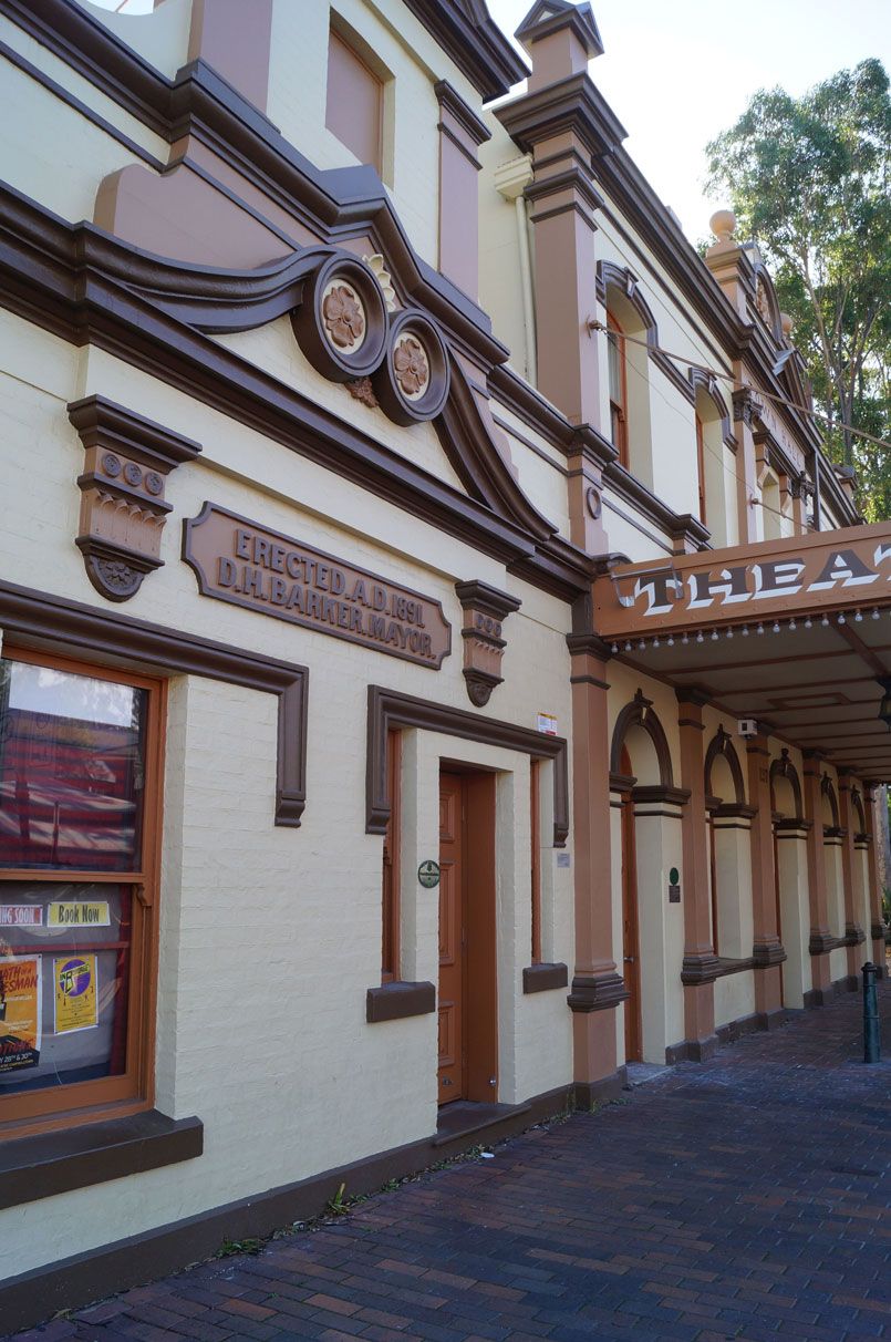 campbelltown town hall theatre nsw 3