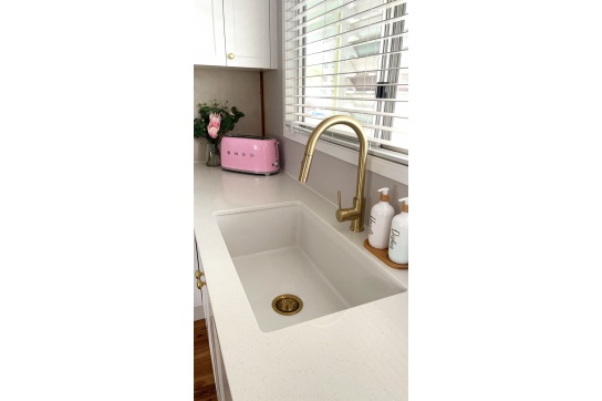 Cuisine 81 x 48 Inset / Undermount Fine Fireclay Gloss White Sink
