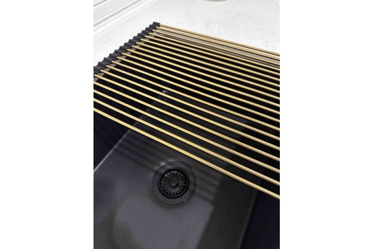 Roll-Up Sink Drainer 43 x 32 - Brushed Brass